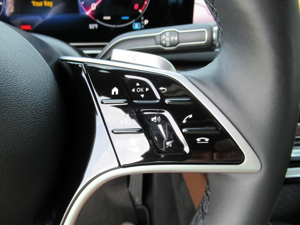 2025 Mercedes-Benz GLS Base - Photo 25