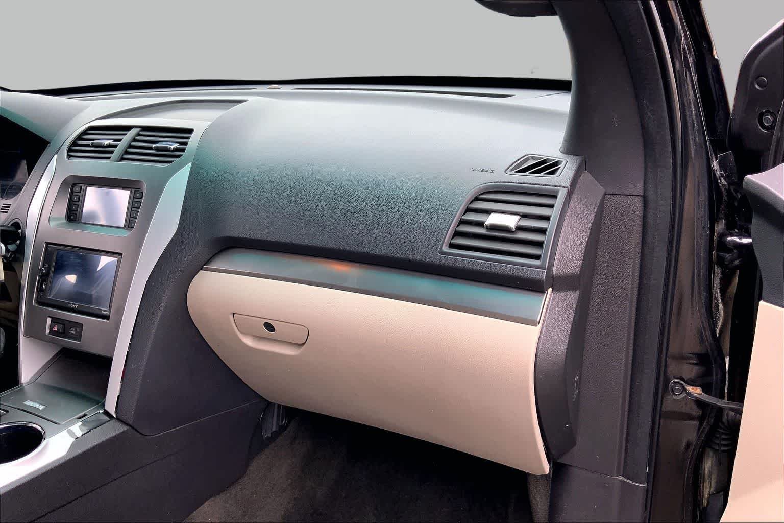 Used 2014 Tuxedo Black Metallic Ford Base image 18