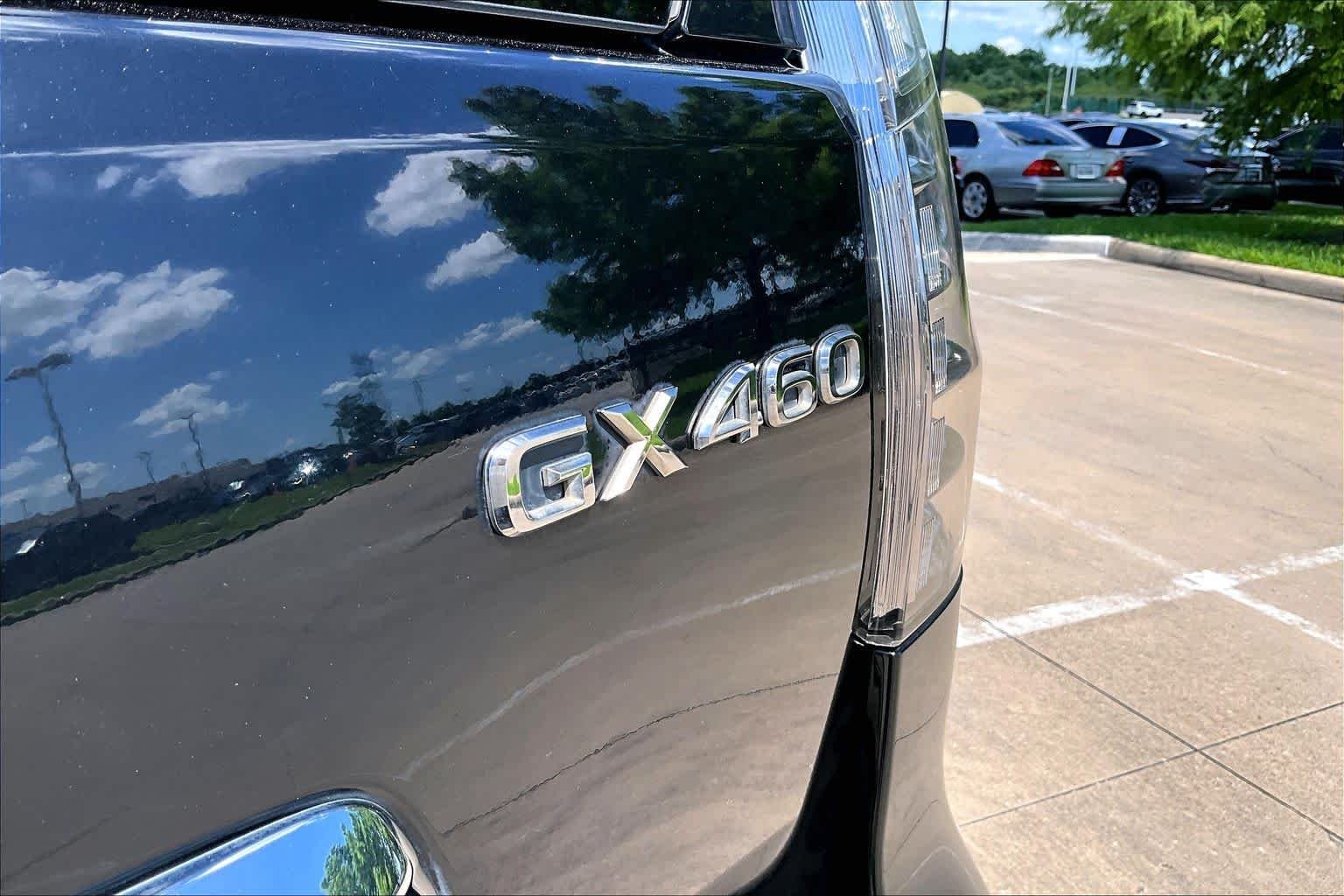 Used 2017 Black Onyx Lexus Luxury image 30