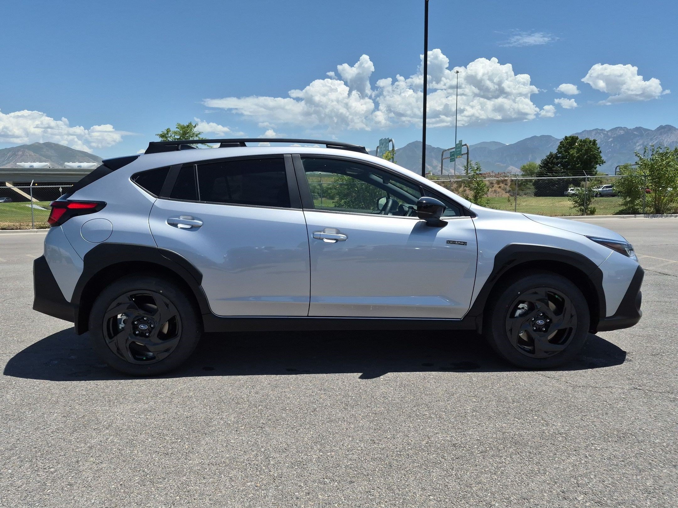 New 2026 ICE SILVER METALLIC Subaru Sport Hybrid image 2