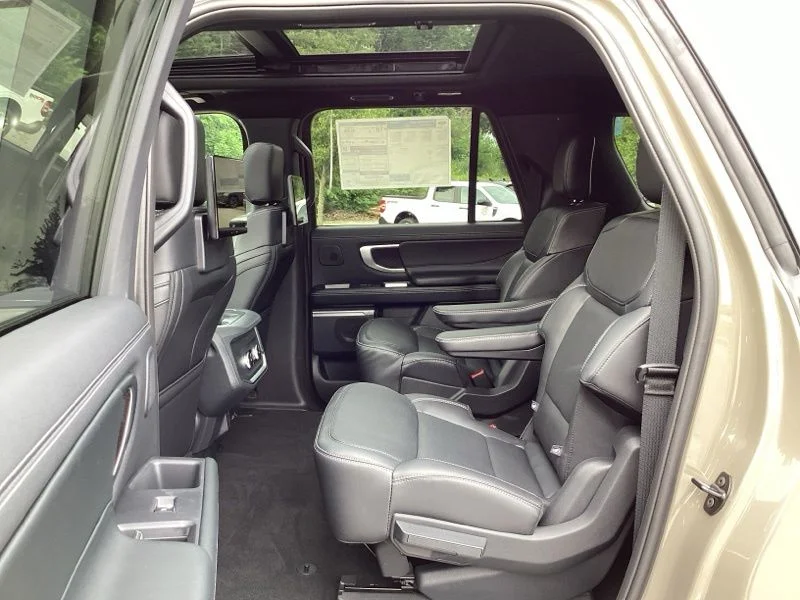 New 2026 Gray Ford Platinum image 17