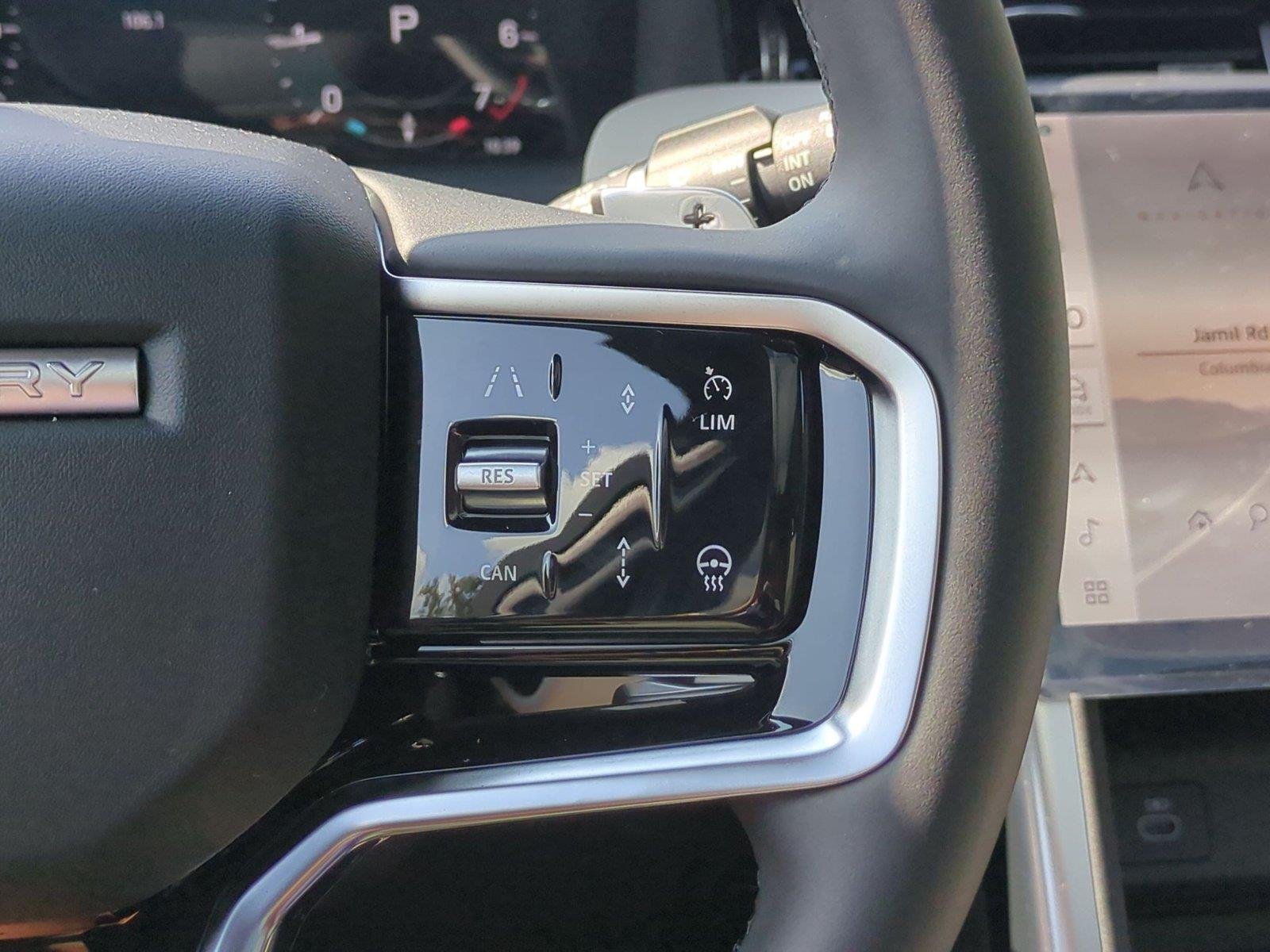 New 2026 Fuji White Land Rover Landmark image 18