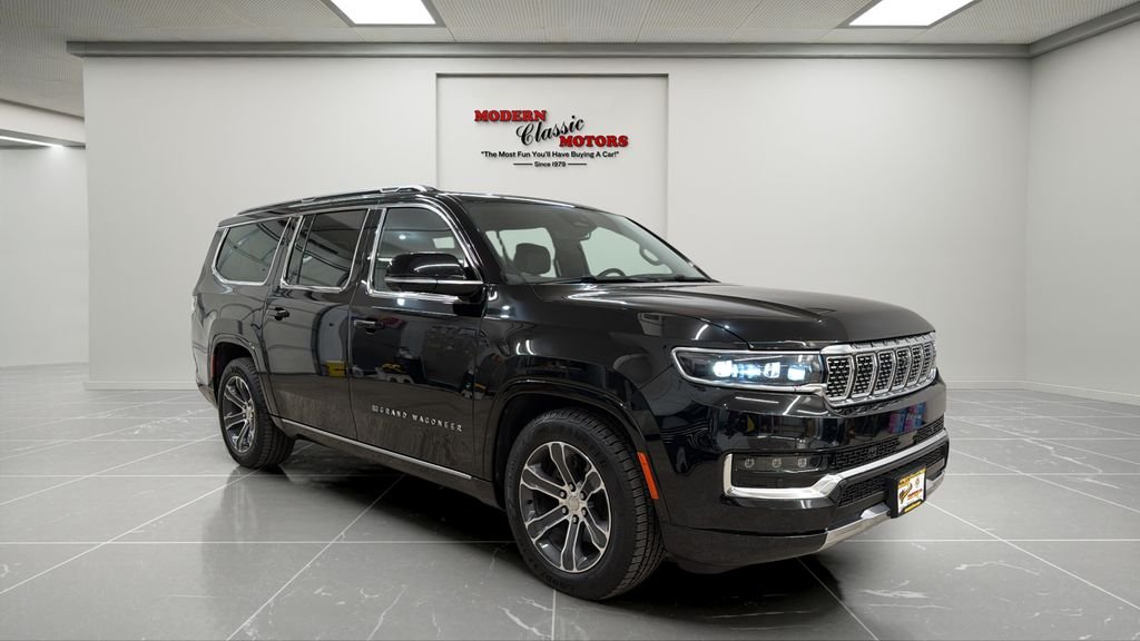 Used 2024 Black Jeep L image 1