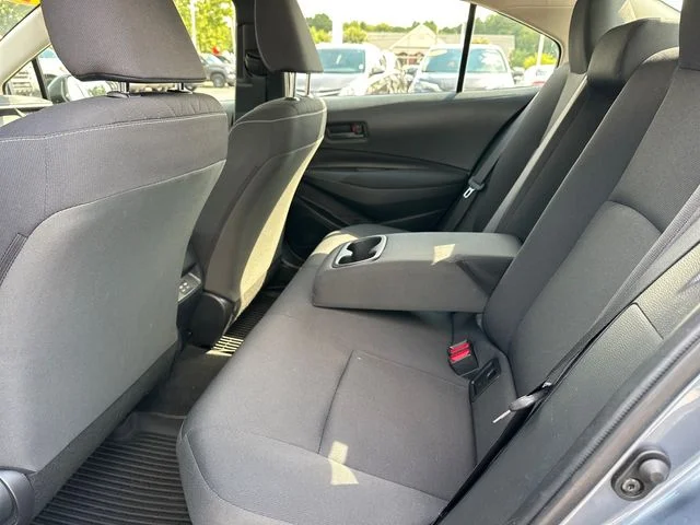 Used 2025  Toyota LE image 15