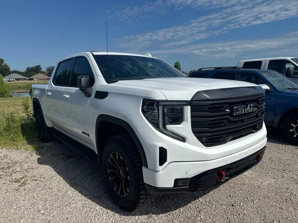 Used 2023 Summit White GMC AT4 image 3