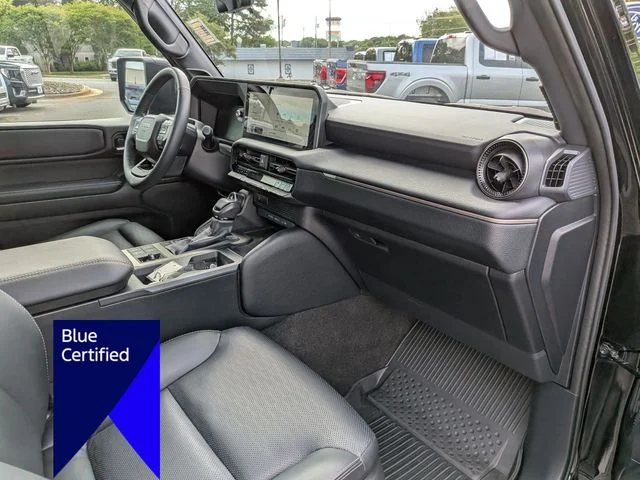 Used 2025 Black Toyota Base image 37