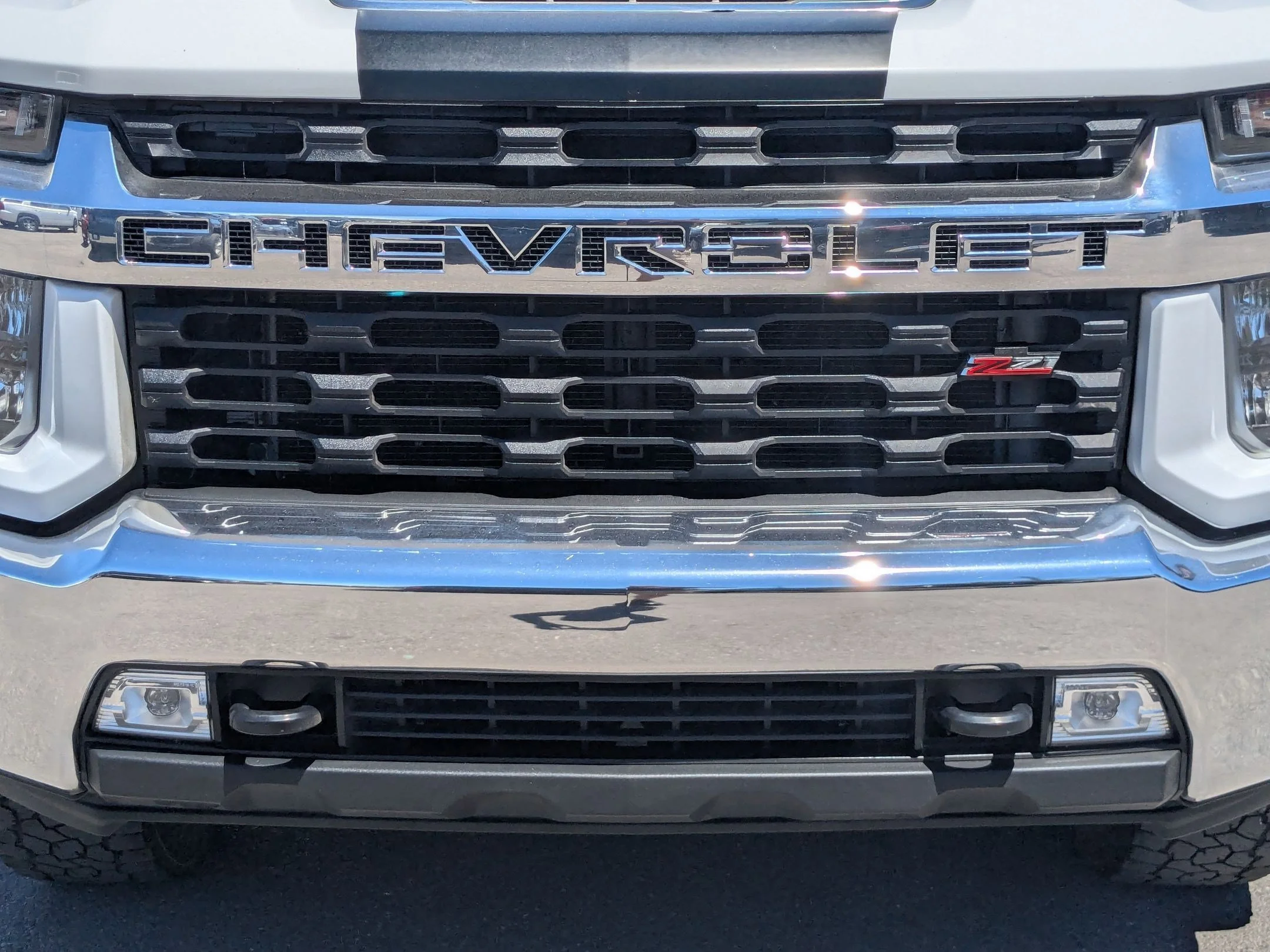 Used 2022 Summit White Chevrolet LT image 9