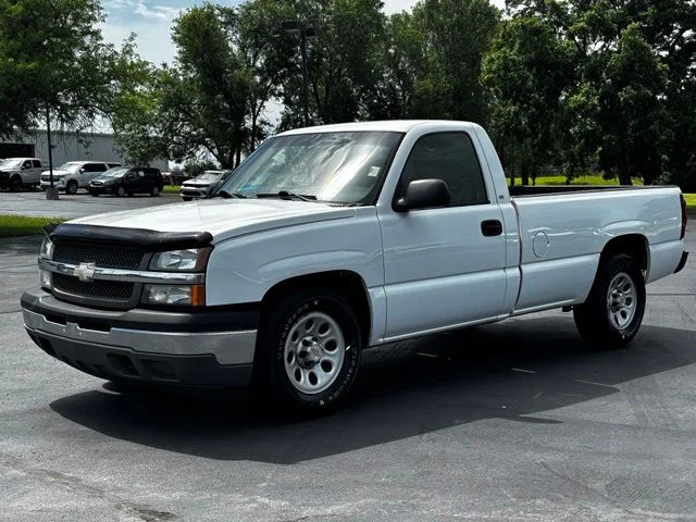 Used 2005 Chevrolet Silverado 1500 Work Truck with VIN 1GCEC14X45Z182721 for sale in Augusta, KS