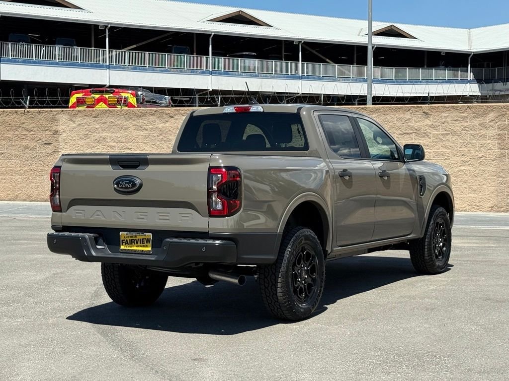 New 2026 Marsh Gray Ford XLT image 3