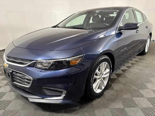 Used 2018 Blue Chevrolet Hybrid image 8