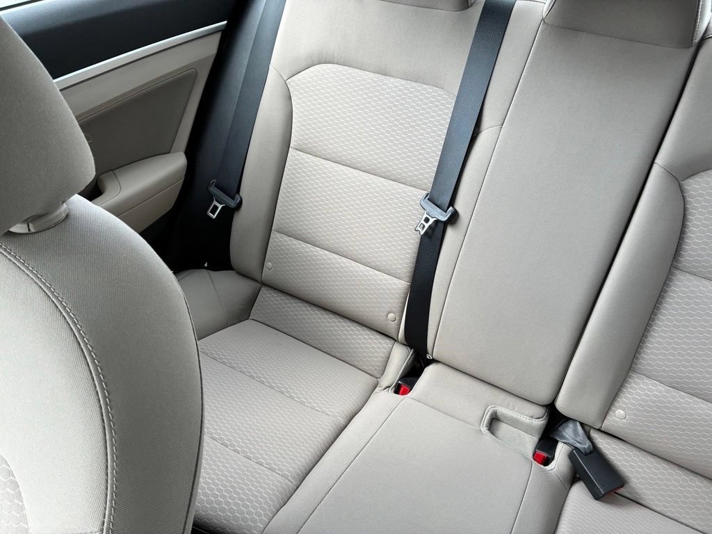 2020 Hyundai Elantra Value Edition - Photo 13