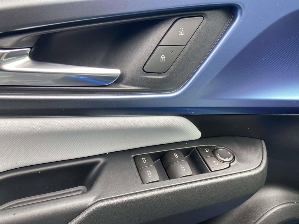 2026 Chevrolet Equinox EV 2LT - Photo 16