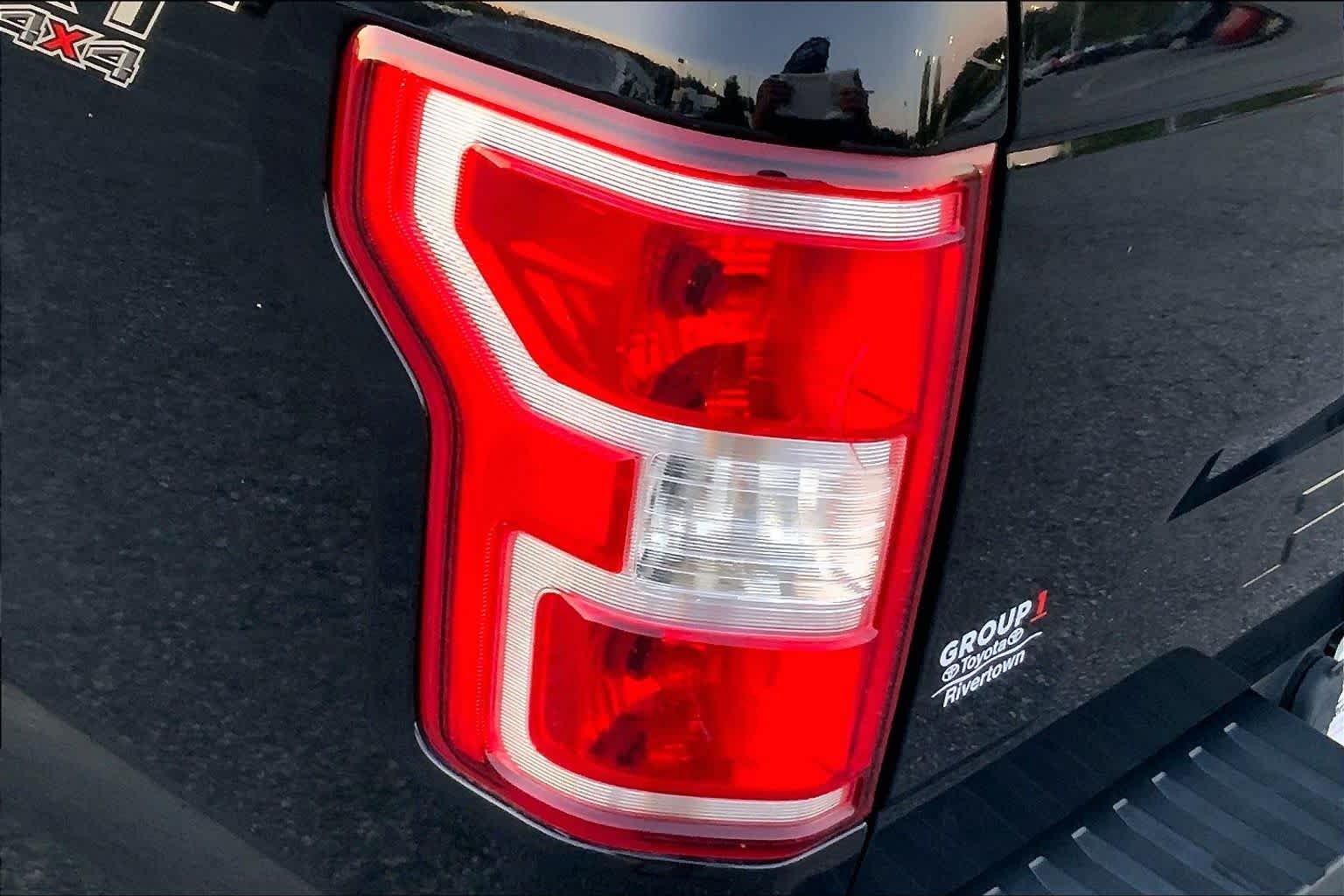Used 2018 Shadow Black Ford XLT image 26