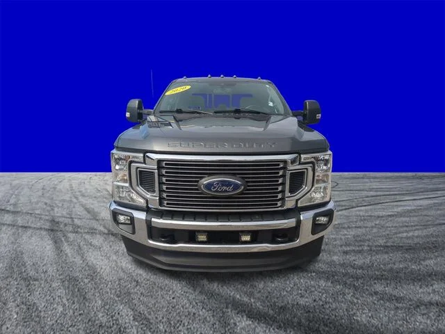 Certified Used 2020 Magnetic Metallic Ford Lariat image 9