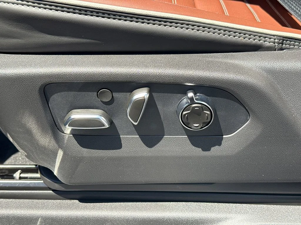 2026 GMC Sierra 2500HD Denali Ultimate - Photo 19