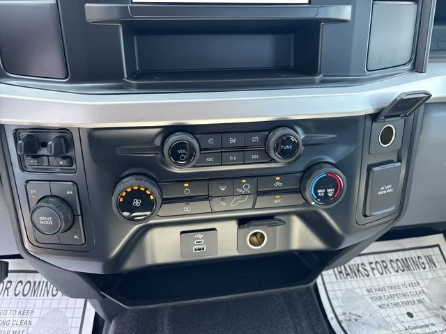 2024 Ford F-550 Super Duty Chassis Cab XL - Photo 44