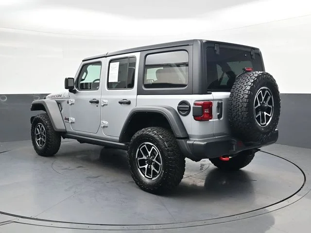 Used 2024 Silver Jeep Rubicon image 6