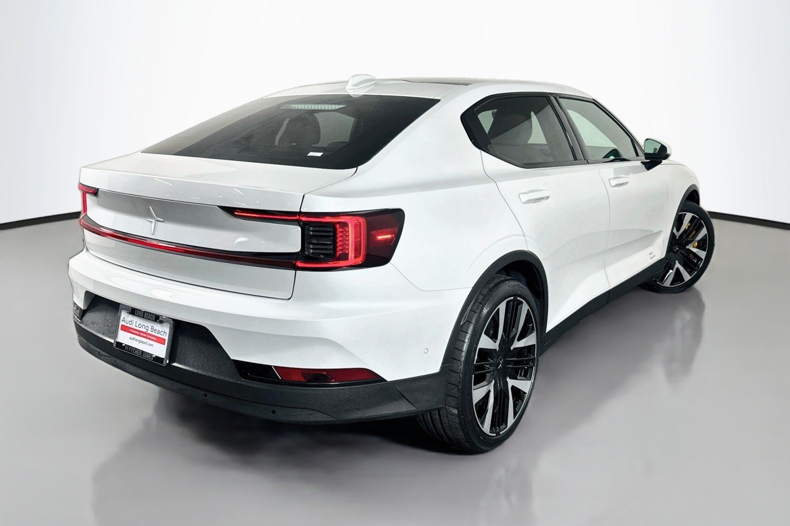 Used 2024 Snow Metallic Polestar Performance Plus image 12