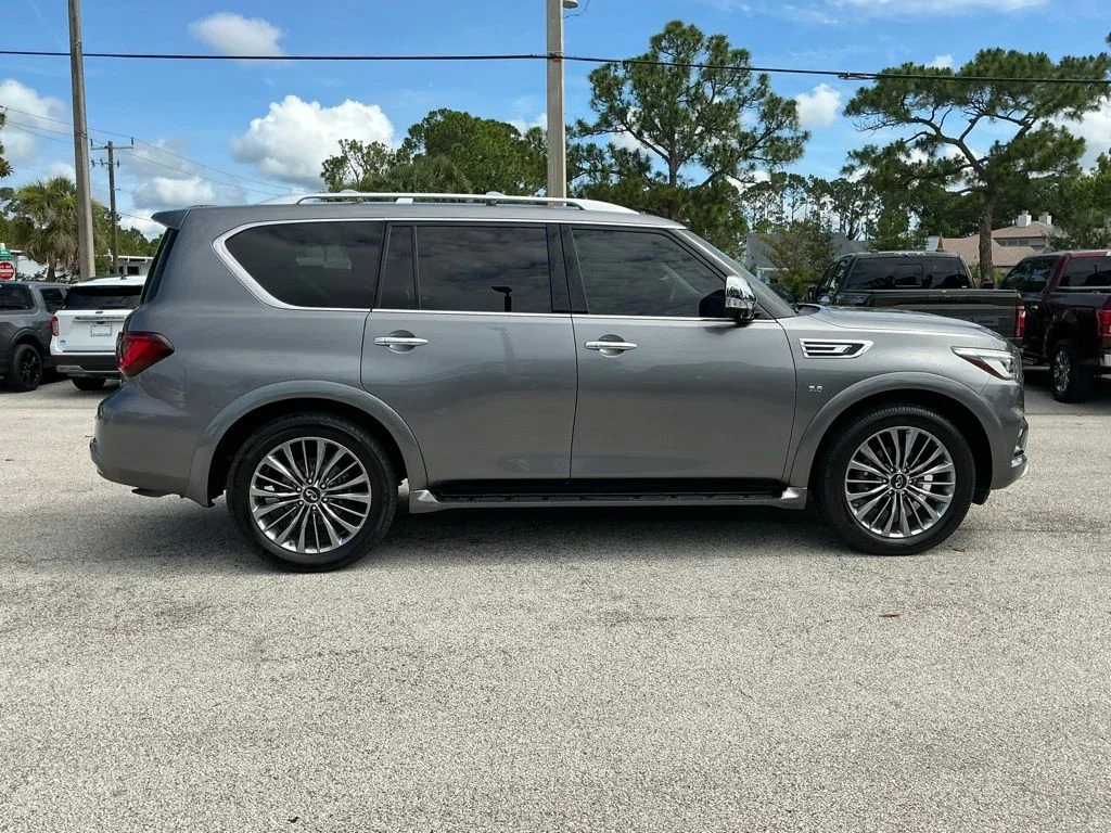Used 2019 Gray INFINITI LUXE image 14