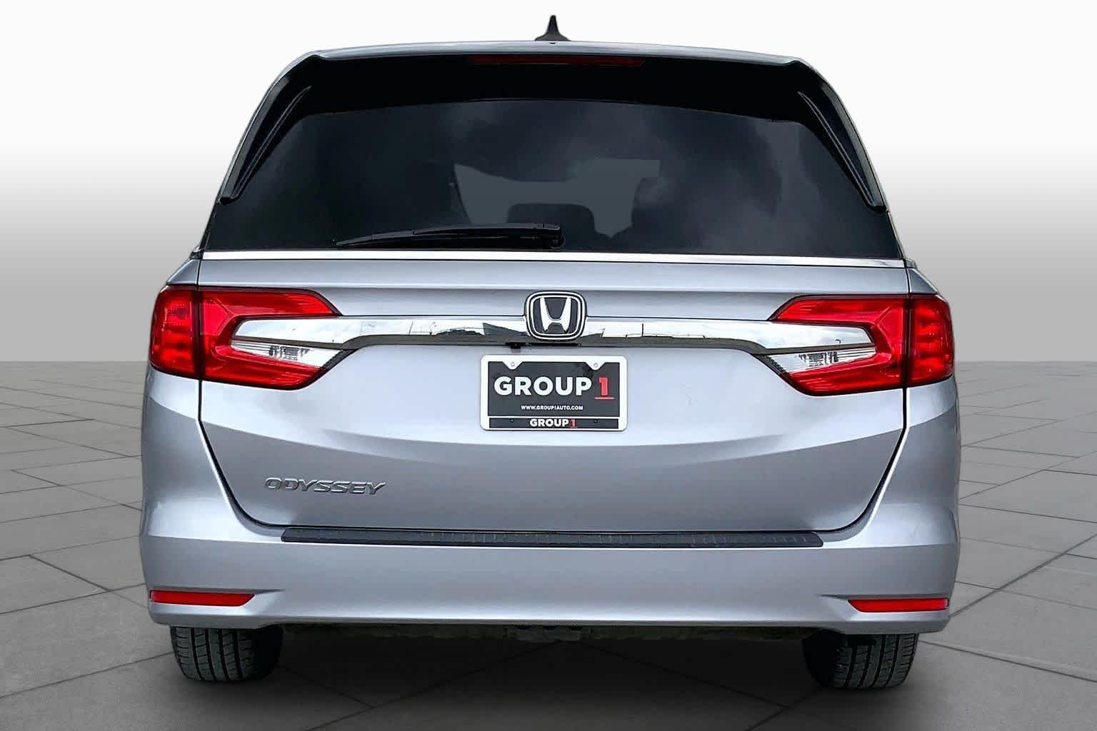 Used 2019 Lunar Silver Metallic Honda EX-L w/Navi/RES image 5