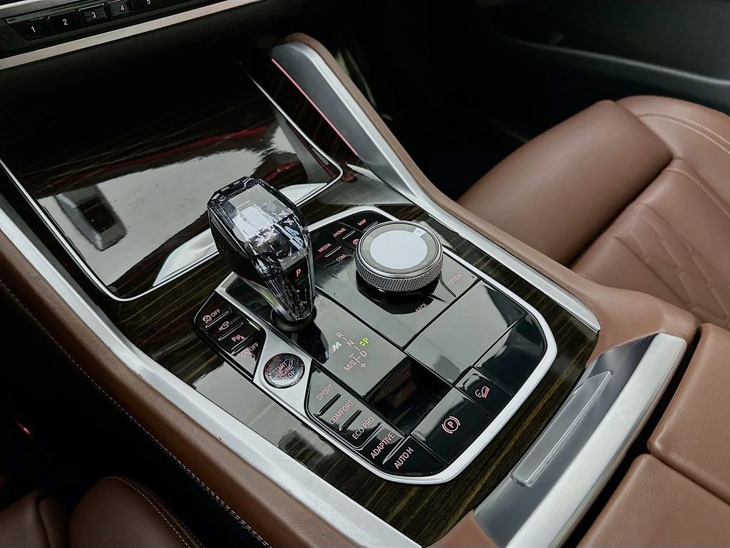 Used 2020 Arctic Gray Metallic BMW M50i image 22