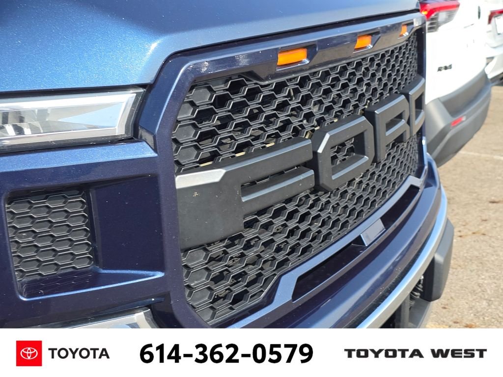 Used 2018 Blue Ford XLT image 13