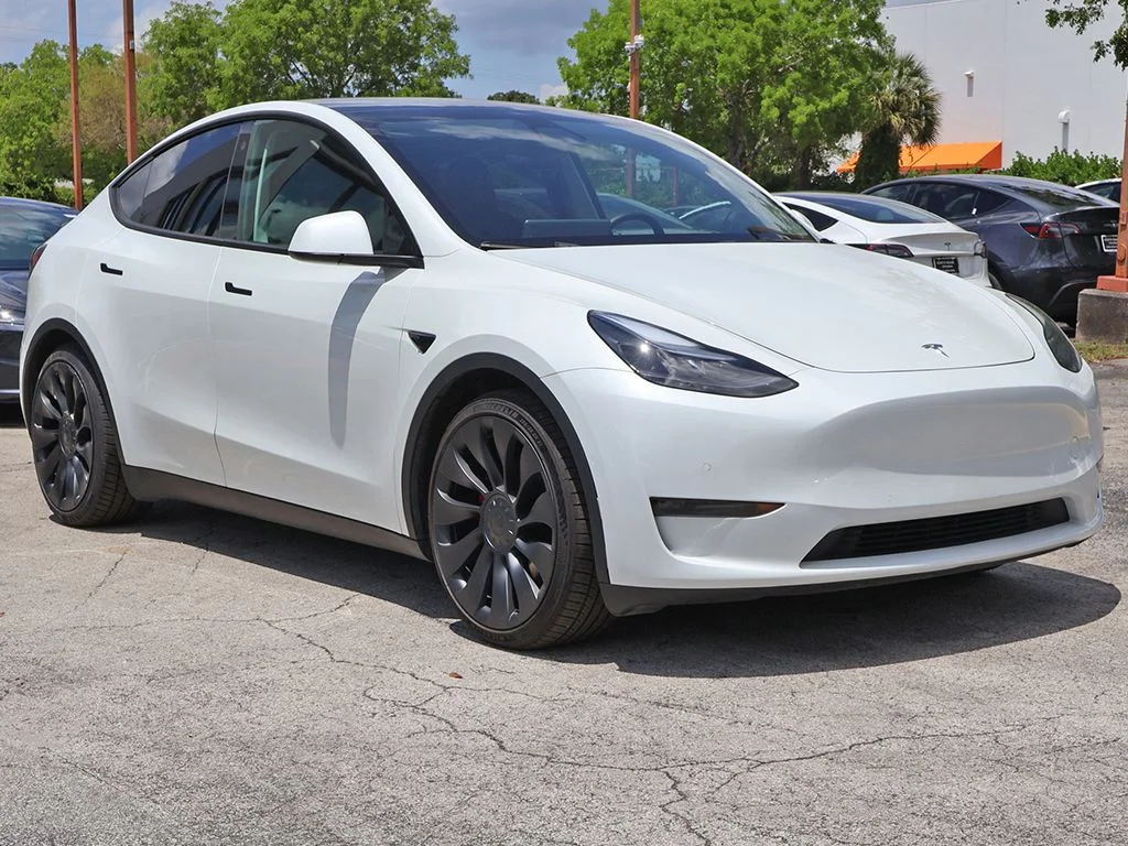 Used 2022 Tesla Model Y Performance with VIN 7SAYGDEF8NF445584 for sale in Miami, FL