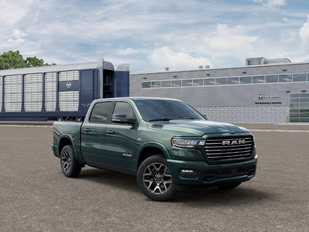 New 2027 Serrano-Green Metallic Exterior Paint RAM Laramie image 5