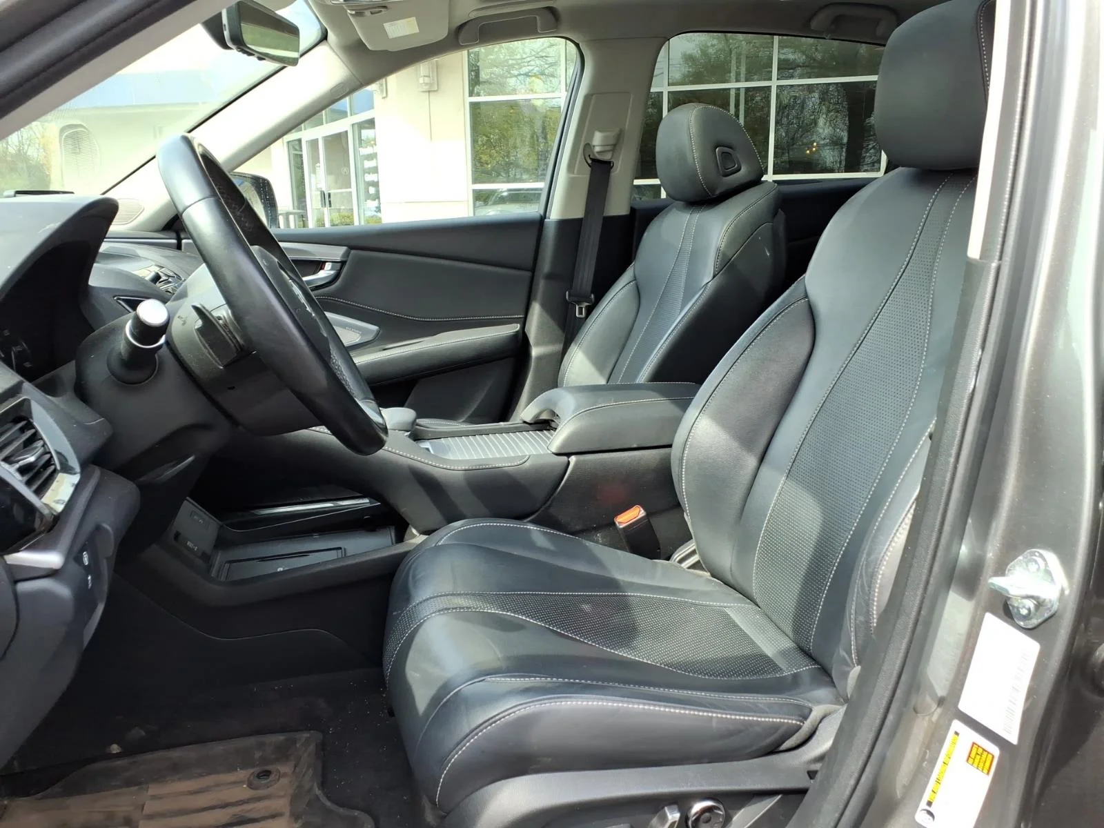 Used 2023 Liquid Carbon Metallic Acura SH-AWD TECH image 17