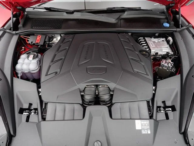 Certified Used 2025  Porsche S image 30