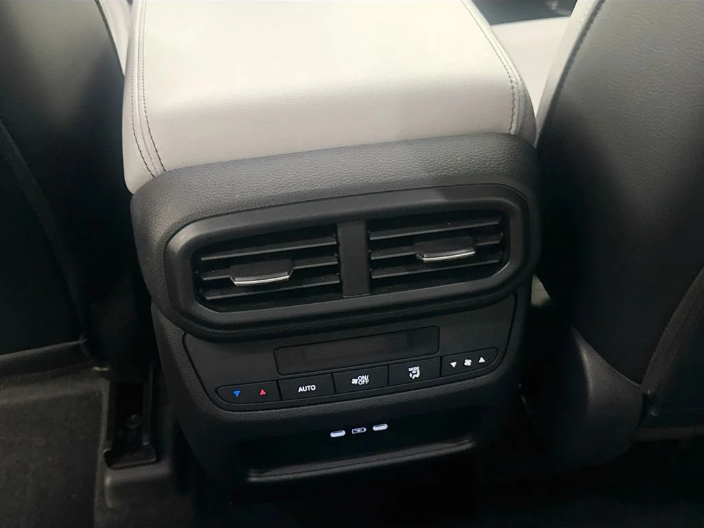 Used 2025  Honda EX-L image 26