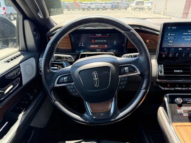 Used 2022 White Metallic Lincoln Black Label image 15