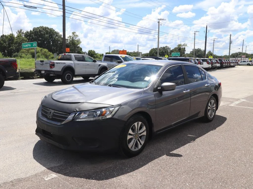 Used 2014  Honda LX image 3