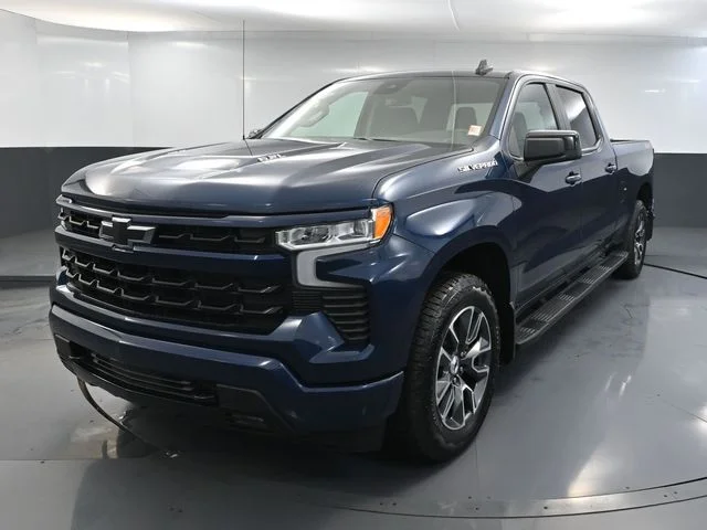 Used 2023 Blue Chevrolet RST image 13