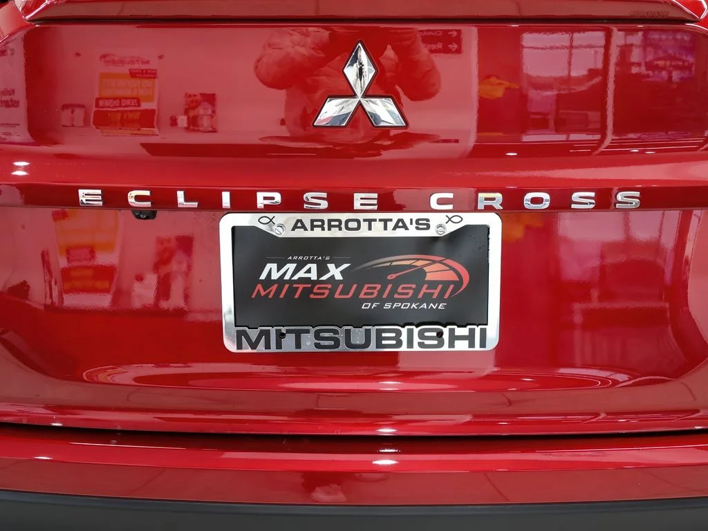 New 2026 Red Diamond Mitsubishi LE image 32
