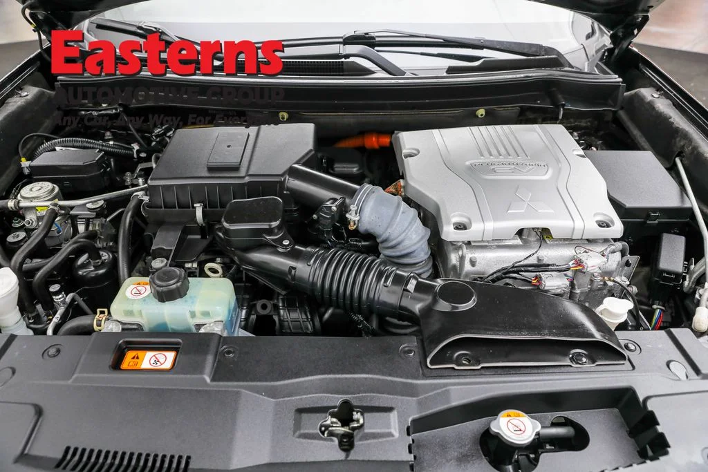 Used 2021 Black Mitsubishi SEL image 7