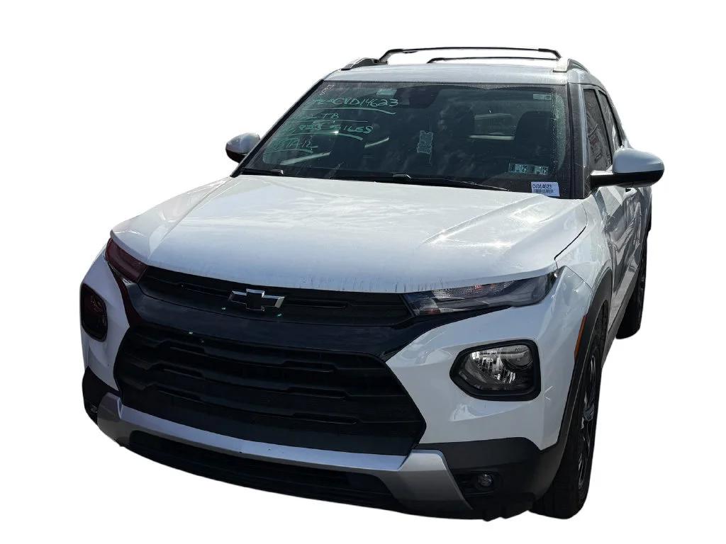 Used 2022 SUMMIT WHITE Chevrolet LT image 28
