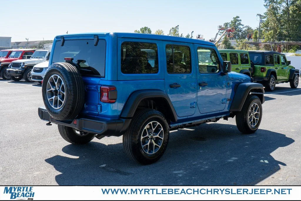 New 2026 Hydro Blue Pearl-Coat Exterior Paint Jeep Sport S image 6