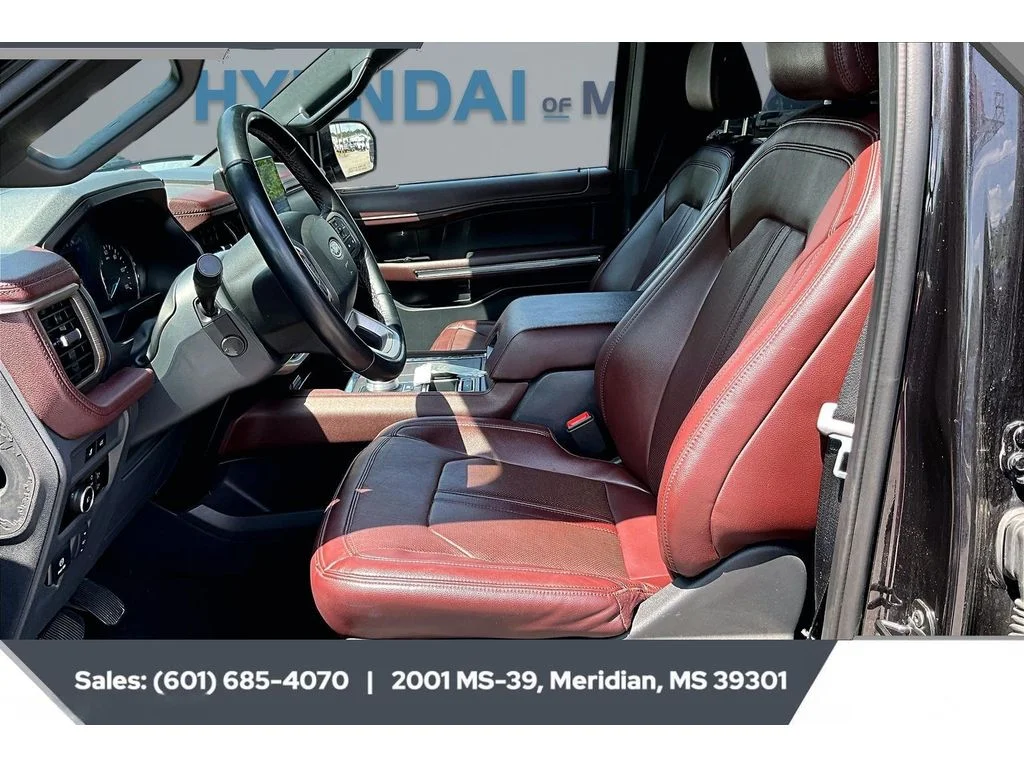 Used 2024 AGATE BLACK METALLIC Ford Limited image 18