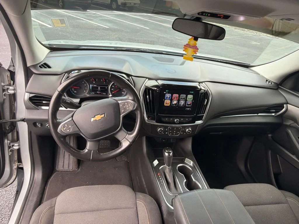Used 2019 Silver Chevrolet LT image 11