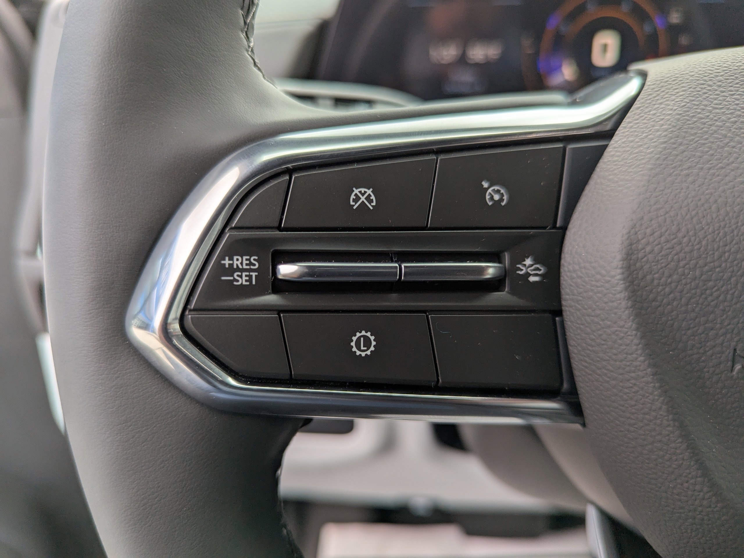 2025 Chevrolet Suburban Premier - Photo 13