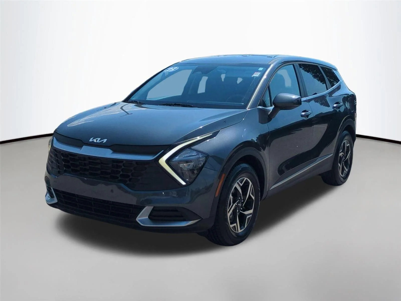 Used 2023 Gravity Gray Kia LX image 1