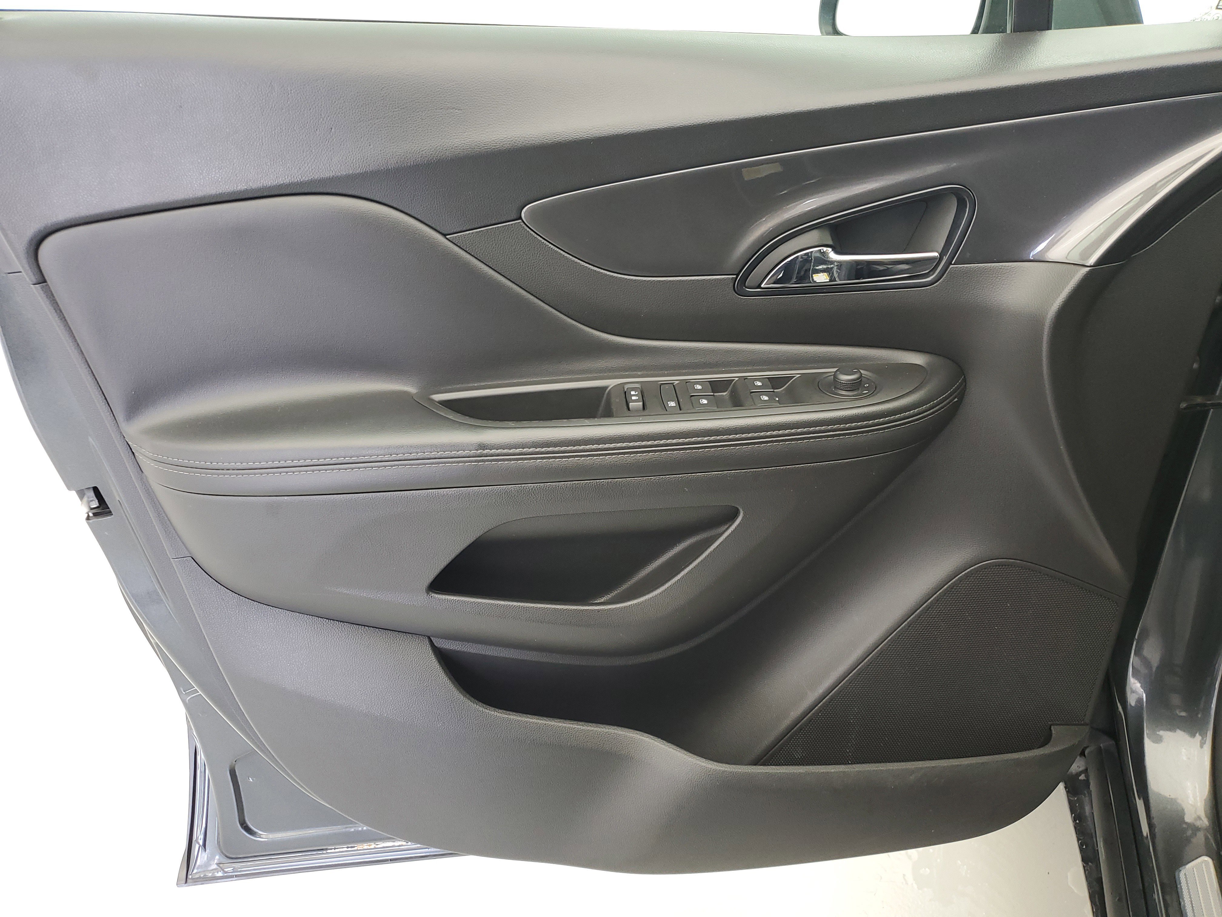 Used 2018 Graphite Gray Metallic Buick Preferred image 19
