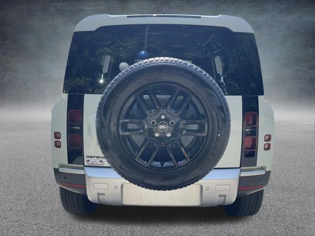 2025 Land Rover Defender S - Photo 6