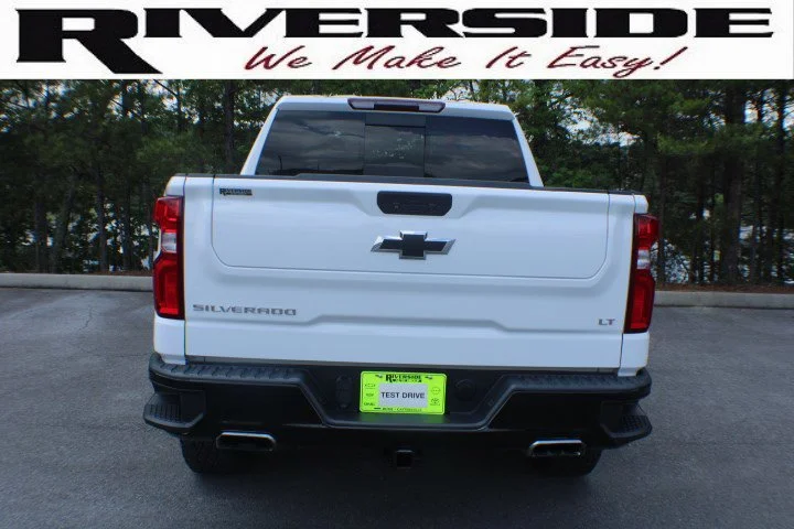 Used 2021 Summit White Chevrolet LT Trail Boss image 18