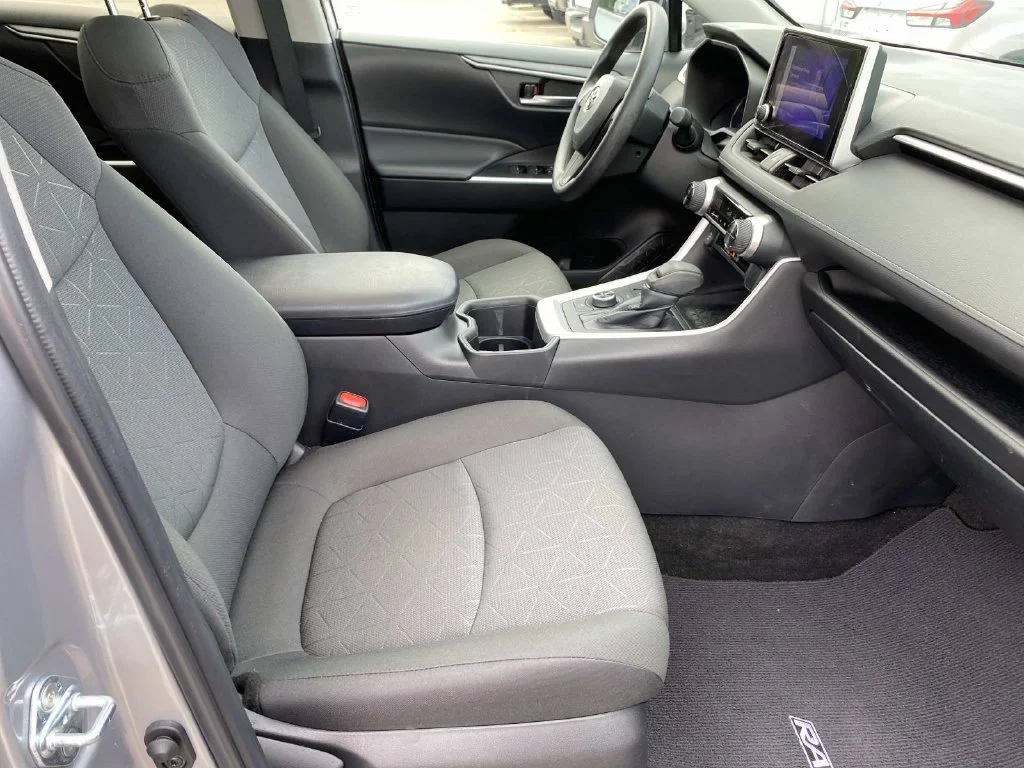 Used 2023 Silver Toyota XLE image 25