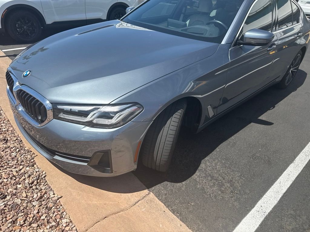 Used 2022 Bluestone Metallic BMW 530i image 3