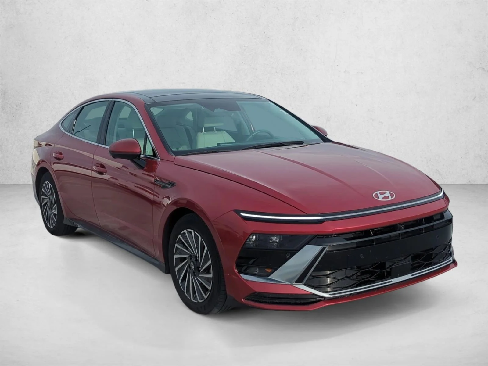 Used 2024 Ultimate Red Hyundai Limited image 3