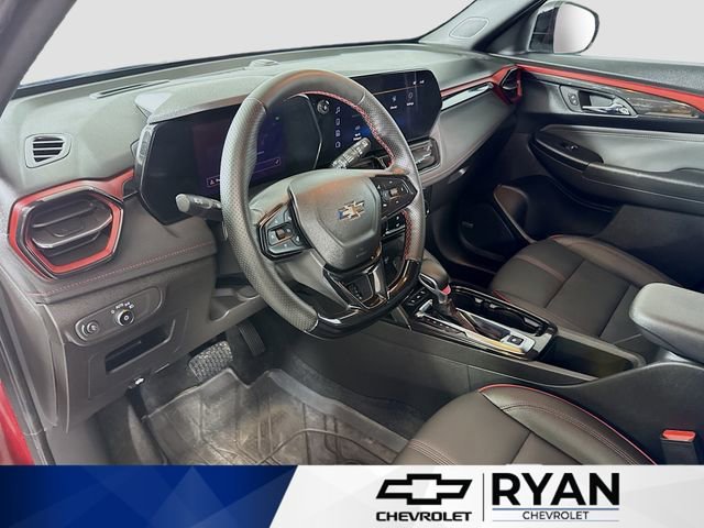 Used 2025 Crimson Metallic Chevrolet RS image 9