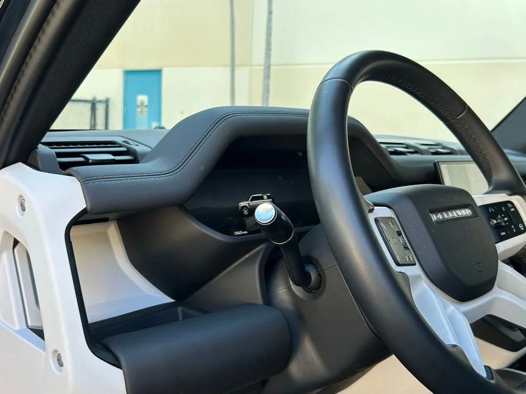 Used 2025 Black Land Rover S image 19